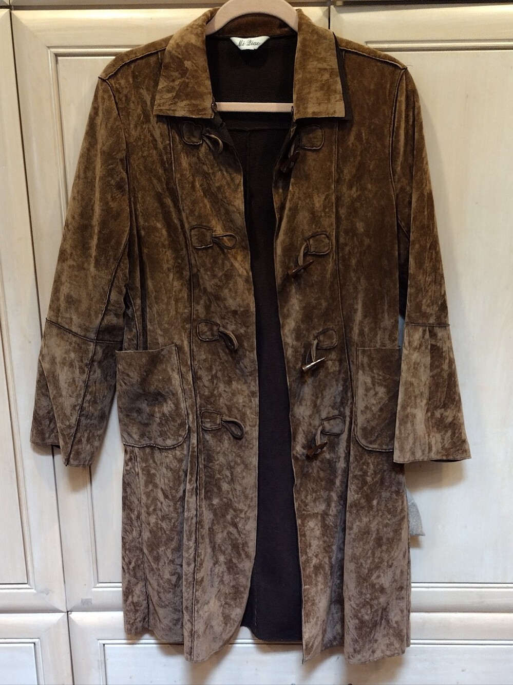 Vtg Y2K 70's Retro Inspired Brown Faux Suede Coat W/ Toggle Buttons